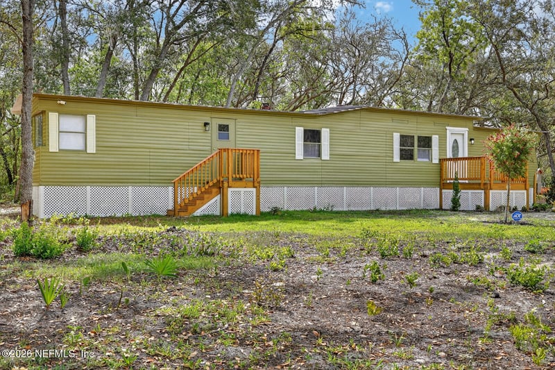 112 Palmer Dr, Interlachen, FL 32148