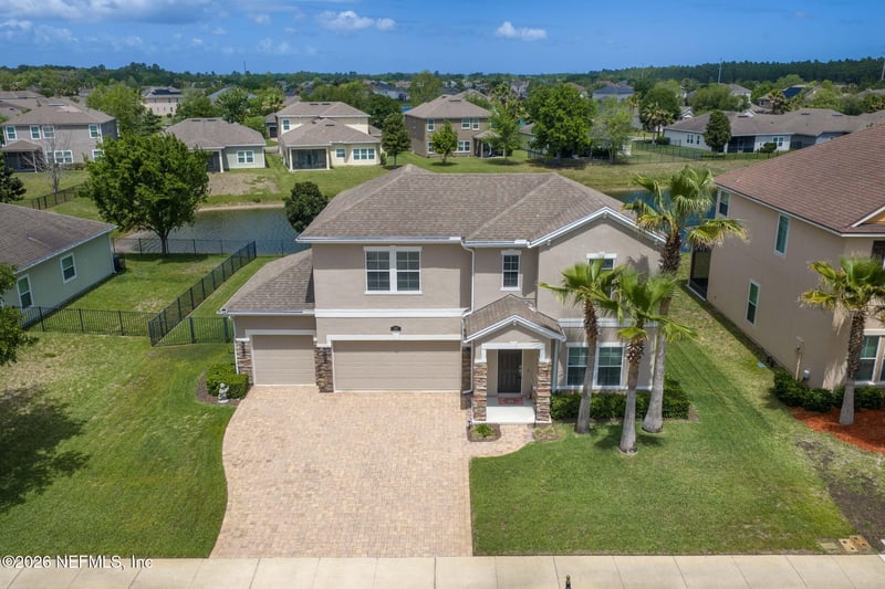 187 Bradford Lake Cir, Jacksonville, FL 32218