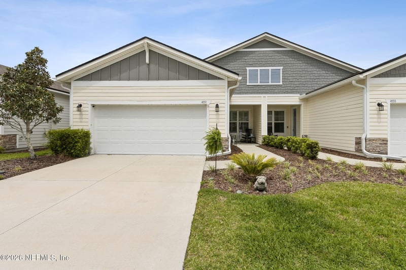 4551 Sun Garden Dr, Jacksonville, FL 32257