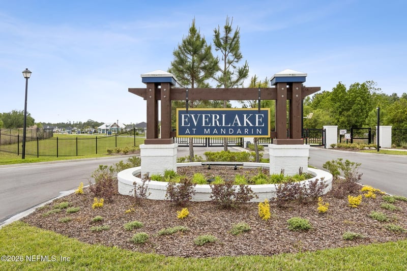 4551 Sun Garden Dr, Jacksonville, FL 32257