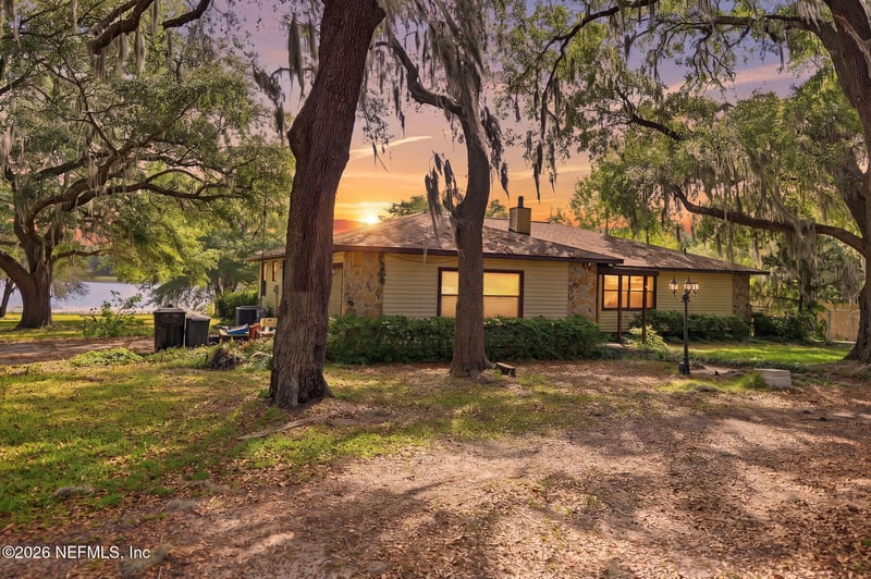 5781 Crater Lake Cir, Keystone Heights, FL 32656