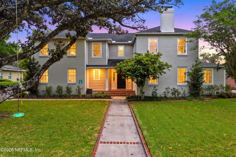 1052 Holly Ln, Jacksonville, FL 32207