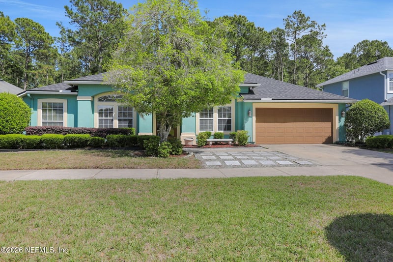 13745 Victoria Lakes Dr, Jacksonville, FL 32226