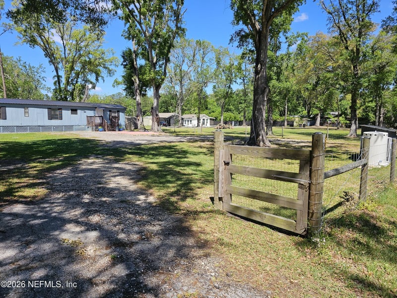 6715 Pickettville Rd, Jacksonville, FL 32254