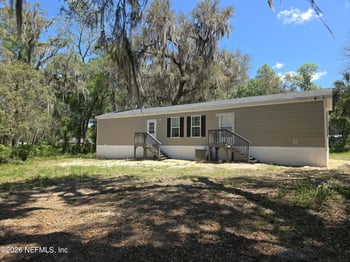 106 Manitoba St, Florahome, FL 32140
