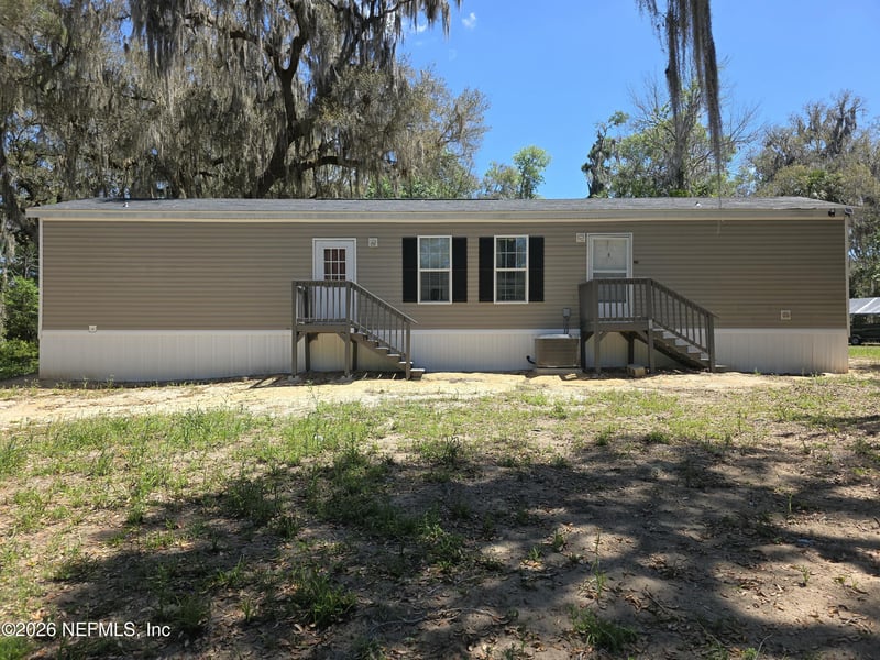 106 Manitoba St, Florahome, FL 32140