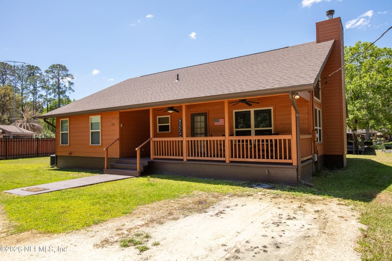 5930 Island Rd, Melrose, FL 32666