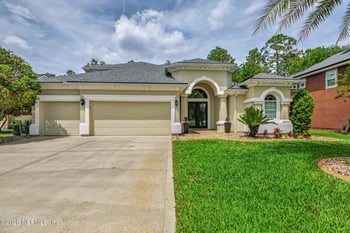 108 Chatsworth Dr, St Johns, FL 32259