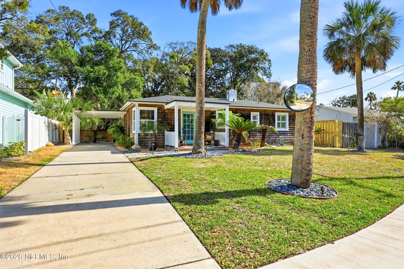 255 Sherry Dr, Atlantic Beach, FL 32233