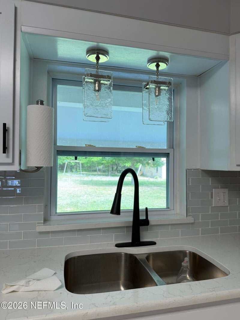 2316 Mills Rd, Jacksonville, FL 32216