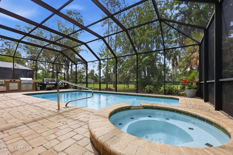 1574 Country Walk Dr, Fleming Island, FL 32003