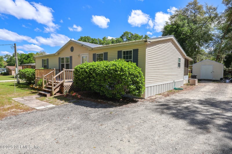 124 Idlewood Acres Ln, Pomona Park, FL 32181