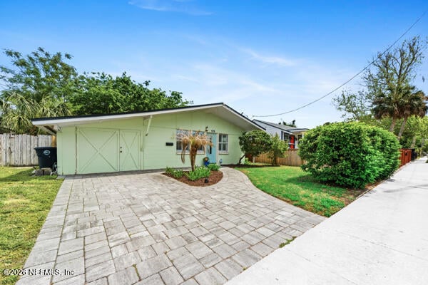 175 Seminole Rd, Atlantic Beach, FL 32233