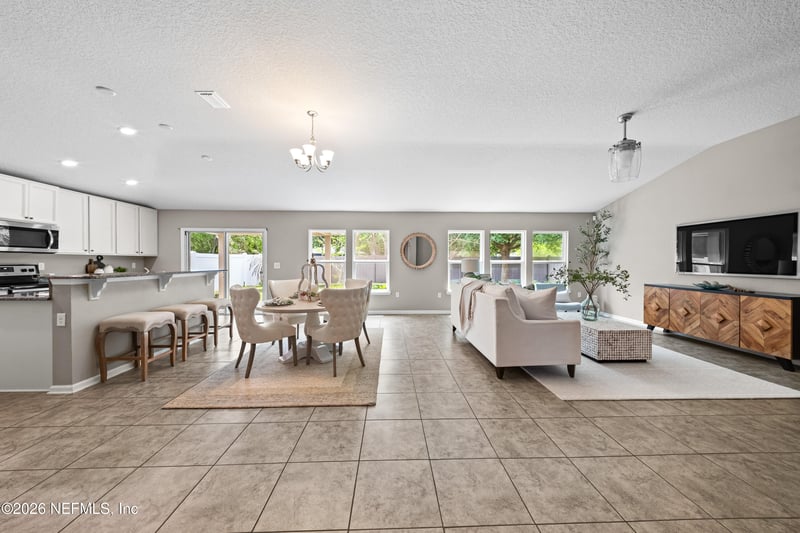 13166 Christine Marie Ct, Jacksonville, FL 32225