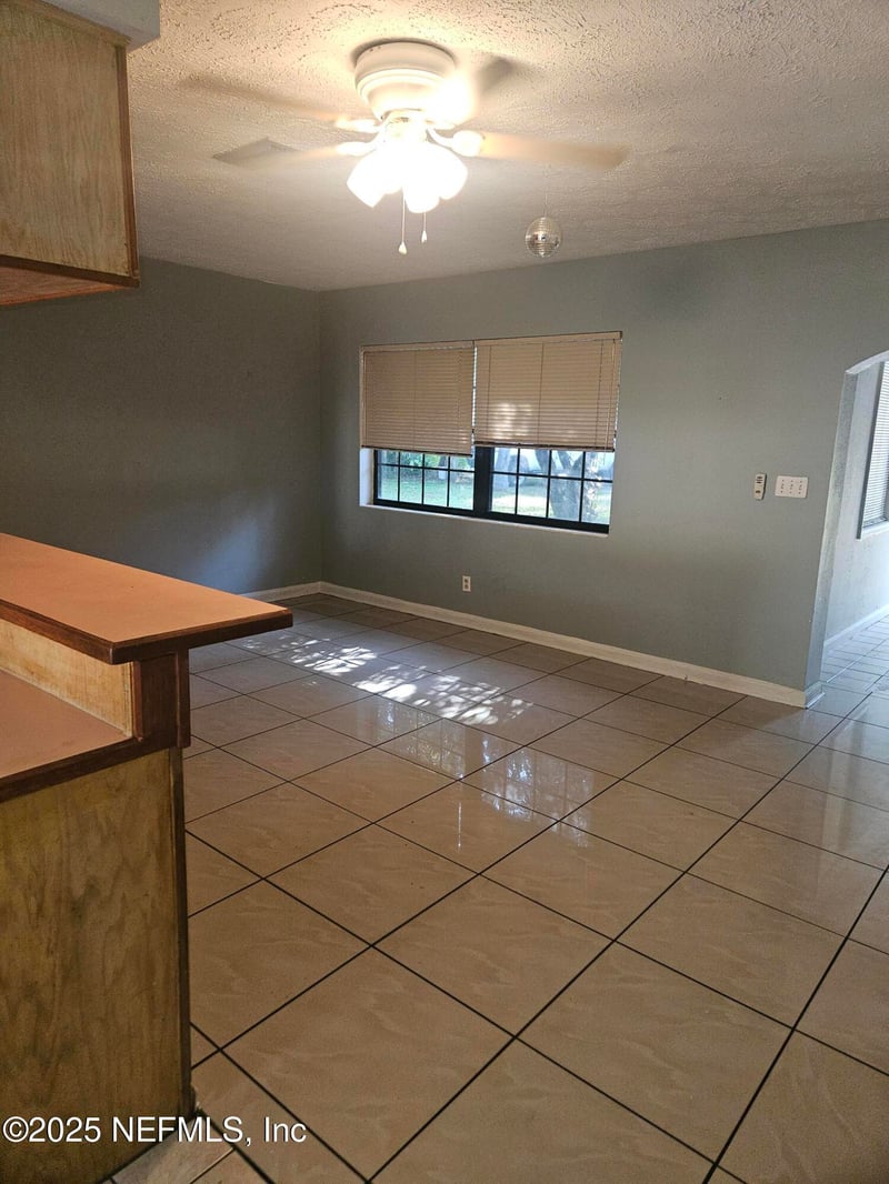 5049 110th St, Jacksonville, FL 32244