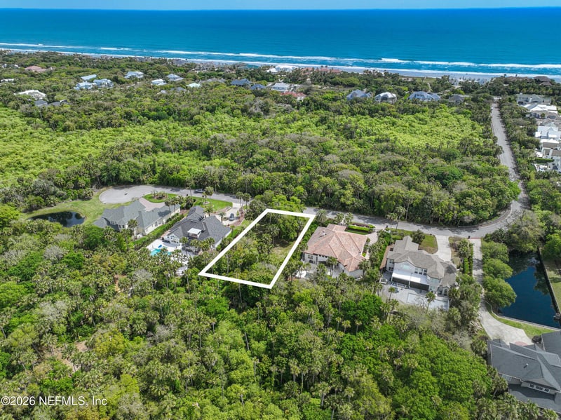 221 Isle Way Ln, Ponte Vedra Beach, FL 32082