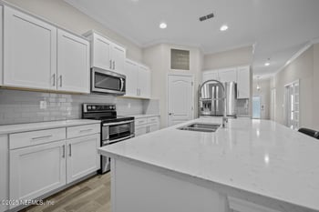 4019 Sandbank Ct, Middleburg, FL 32068