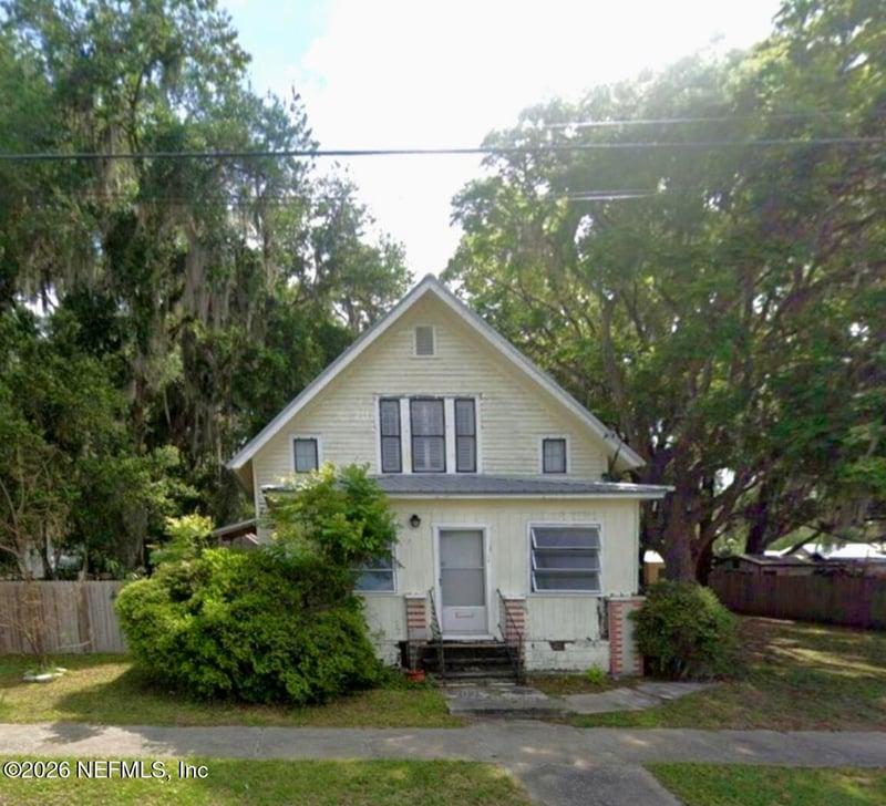 216 Summit St, Crescent City, FL 32112