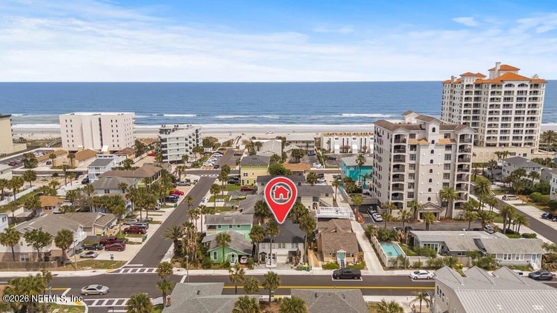 809 2nd St, Jacksonville Beach, FL 32250