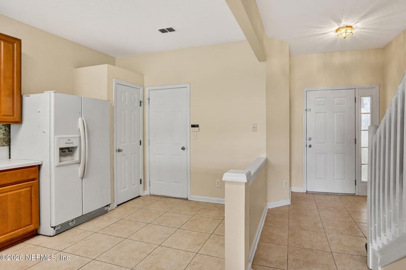 7518 Red Crane Ln, Jacksonville, FL 32256