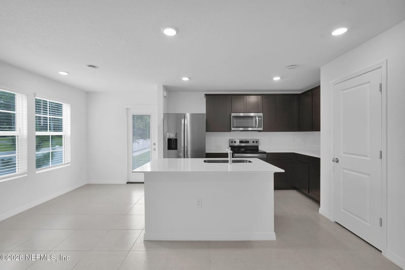 10135 Whistling Pne Ct, Jacksonville, FL 32221