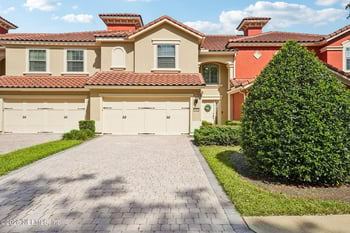 13451 Isla Vista Dr, Jacksonville, FL 32224