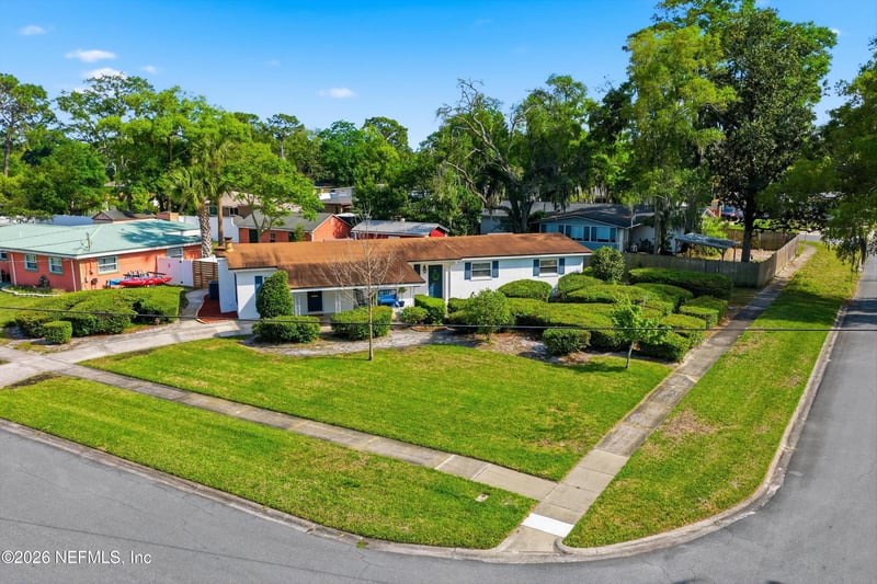 6204 Diane Rd, Jacksonville, FL 32277