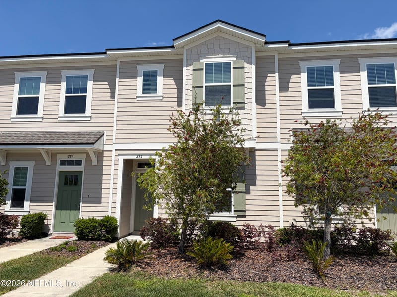 281 Annies Pl, Jacksonville, FL 32218