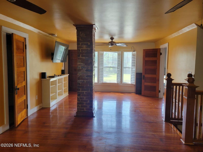 216 Summit St, Crescent City, FL 32112