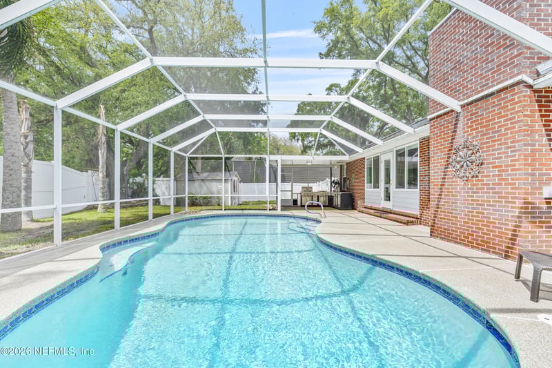 6656 Rivercrest Dr, Jacksonville, FL 32226