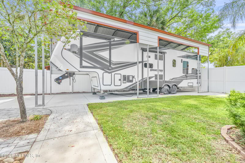 6656 Rivercrest Dr, Jacksonville, FL 32226