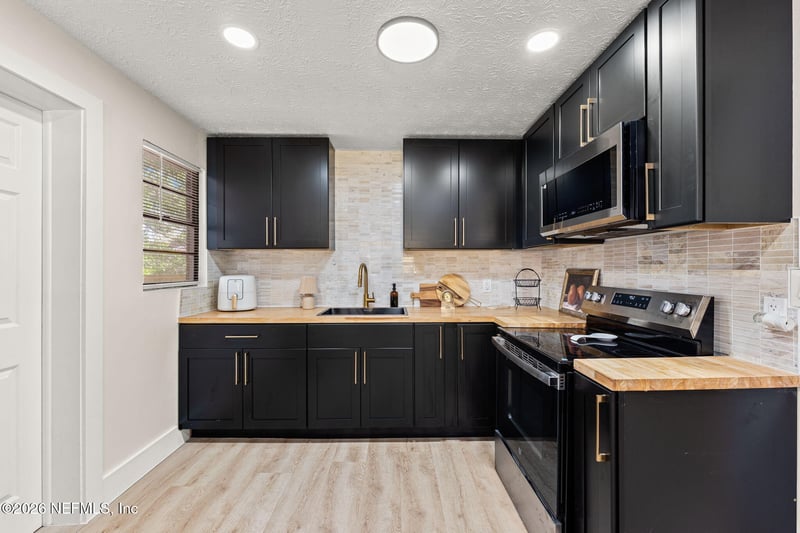 3557 Dillon St, Jacksonville, FL 32254