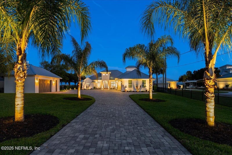 9136 Heckscher Dr, Jacksonville, FL 32226