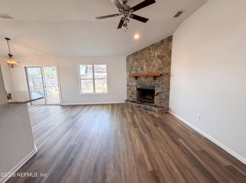 12301 Burning Embers Ln, Jacksonville, FL 32225