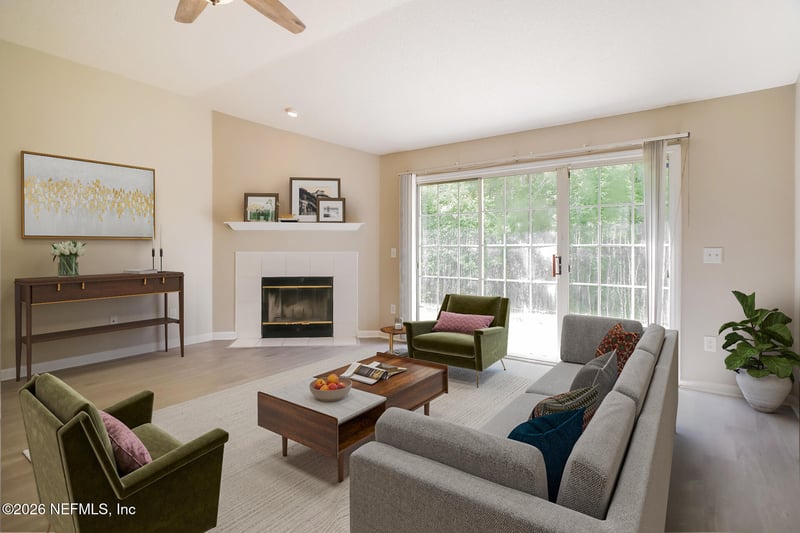 177 Southern Grove Dr, St Johns, FL 32259