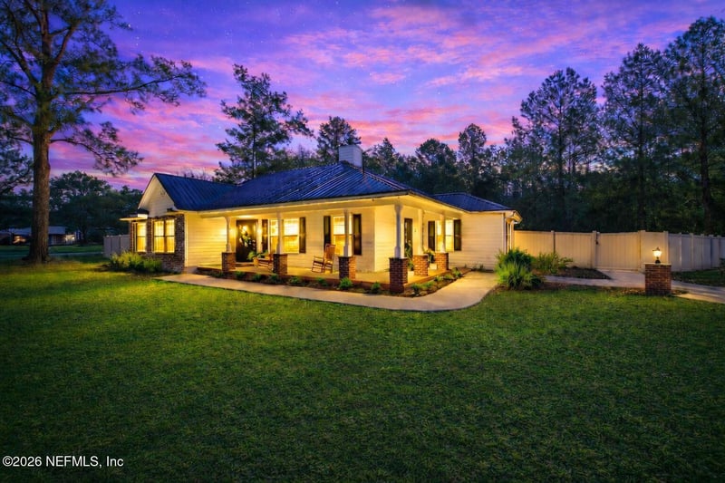 129 Grassy Ln, Palatka, FL 32177