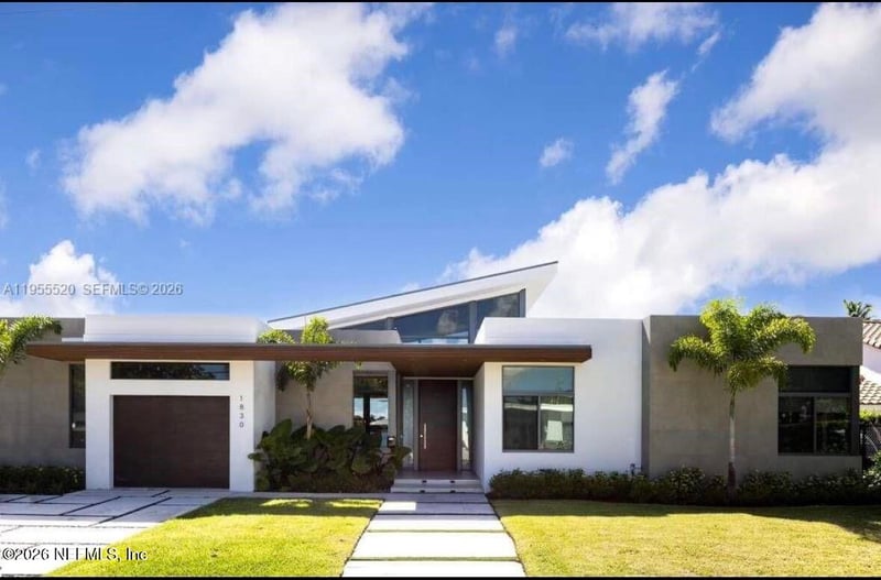 1830 193 St, Miami, FL 33179