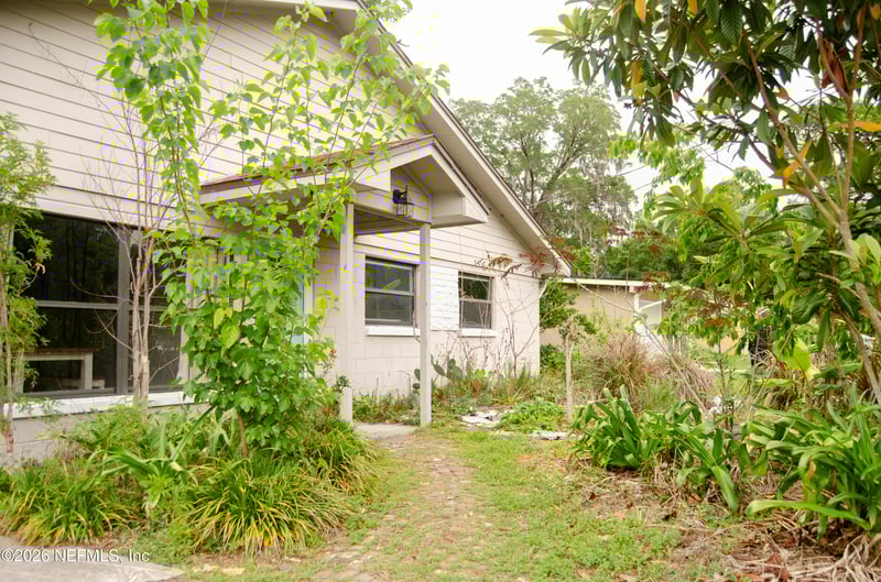 3061 Purdom Dr, Jacksonville, FL 32223