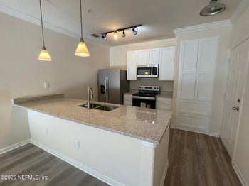 8290 Gate Pw #1314, Jacksonville, FL 32216