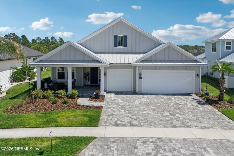 221 Marquesa Cir, St Johns, FL 32259