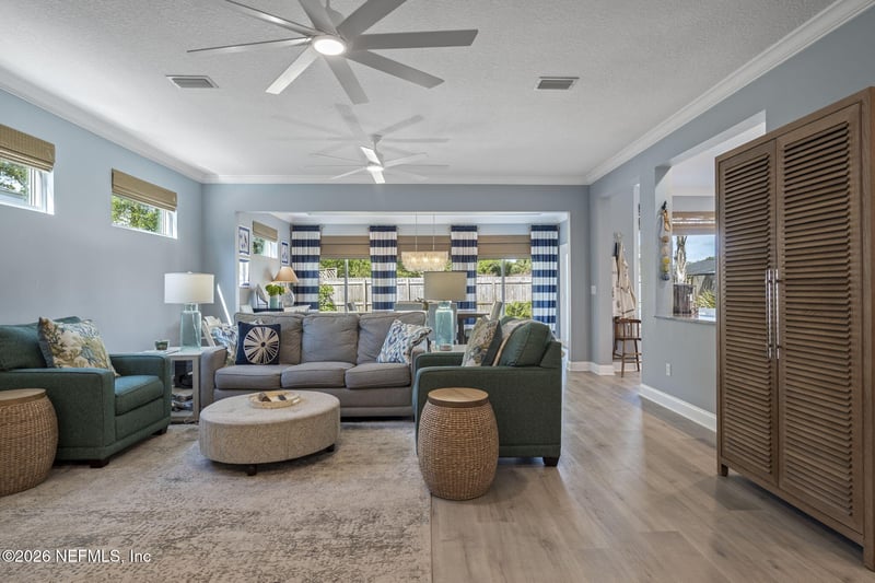 2566 Merrill Blvd, Jacksonville Beach, FL 32250