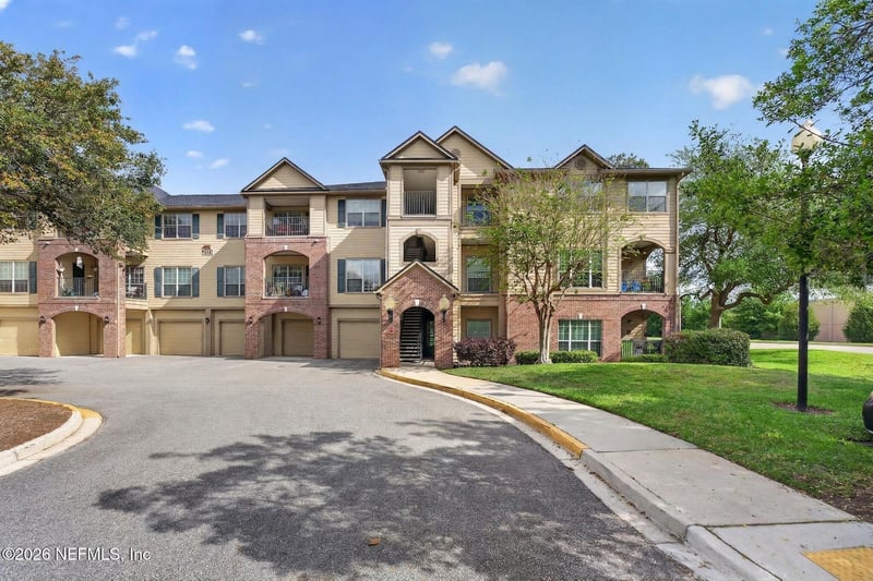 7800 Point Meadows Dr #1338, Jacksonville, FL 32256