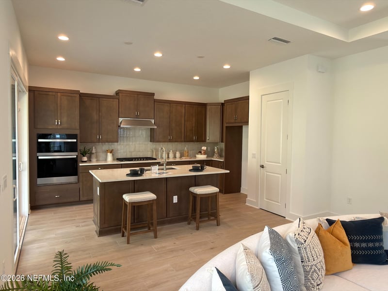 141 Oakmoss Dr, St Johns, FL 32259