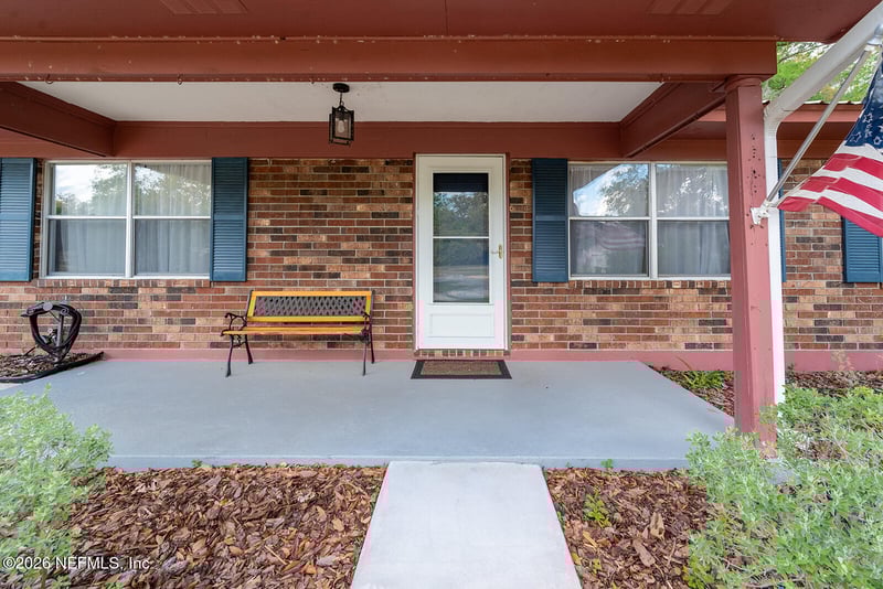 102 Swans Nest Cir, Melrose, FL 32666