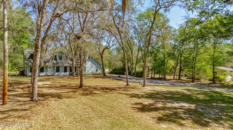 836 Lake Asbury Dr, Green Cove Springs, FL 32043