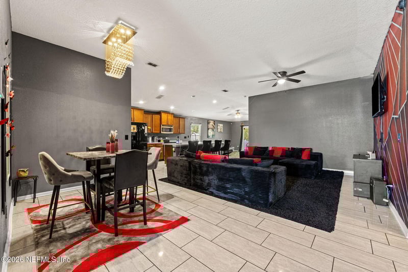 5754 Royalty Rd, Jacksonville, FL 32254