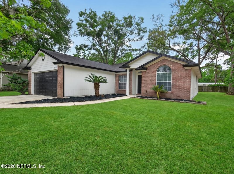 7530 Fawn Lake Dr, Jacksonville, FL 32256