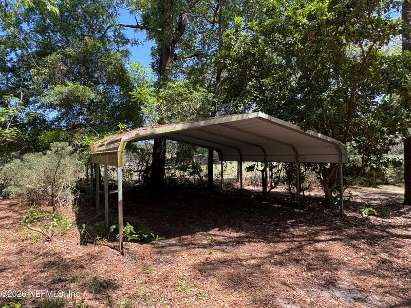 135 - 137 Country Living Ln, Melrose, FL 32666