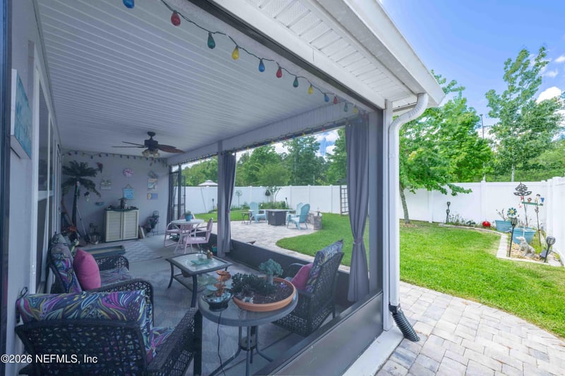 554 Vonron Dr, Jacksonville, FL 32222