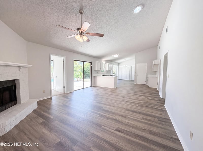 2621 Sandlewood Cir, Orange Park, FL 32065